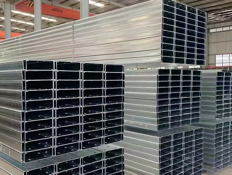 Quy trình sản xuất chính xác và hiệu quả của Thép định hình nguội.